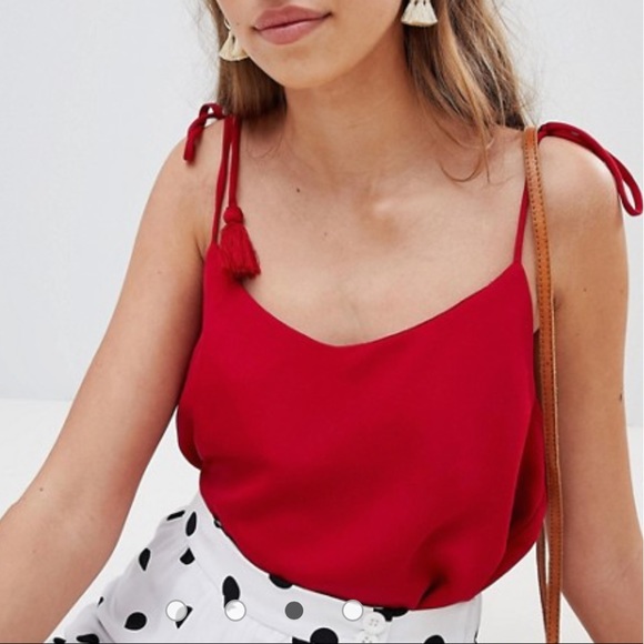 NWT Glamorous Cami Top with Tassel Tie Details - Picture 4 of 10